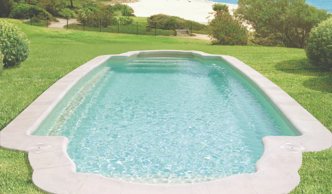 Piscina New Roman de Mon de Pra